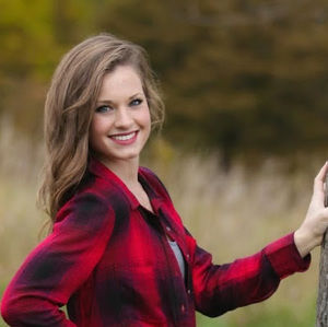 Meet your Posher, Brooke